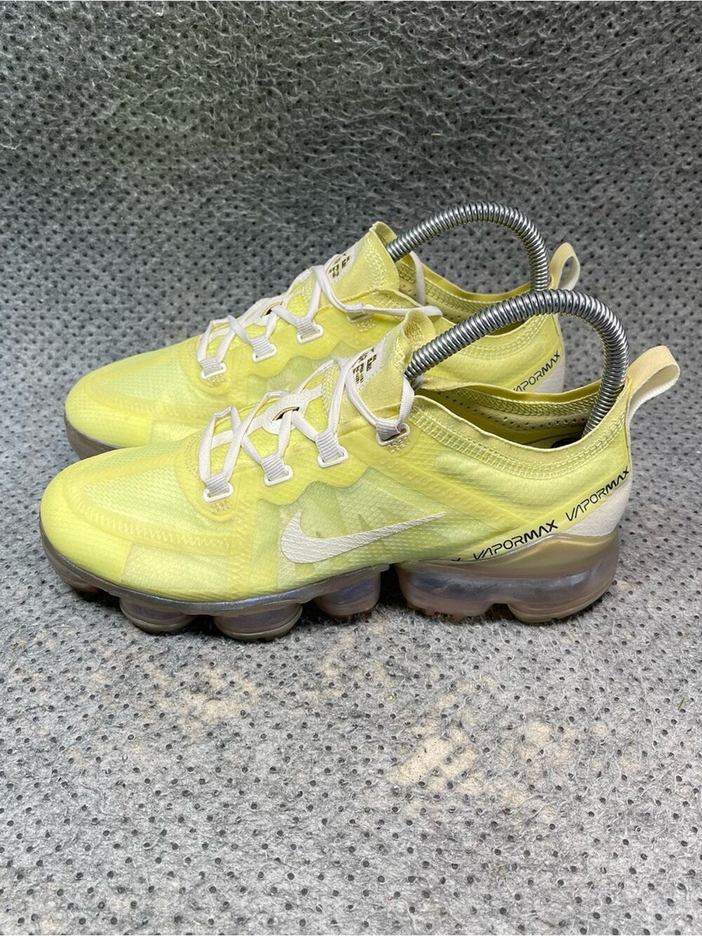 Nike Air Vapormax 2019 SE Luminous Running Shoes Size 6.5 Women’s